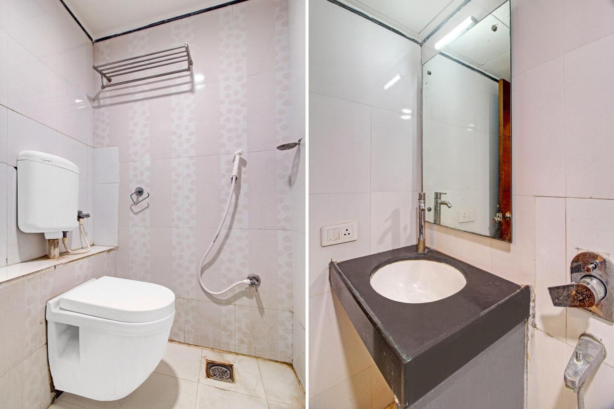 Collection O 82357 Hotel Surabhi Pride Trimulgherry Extérieur photo